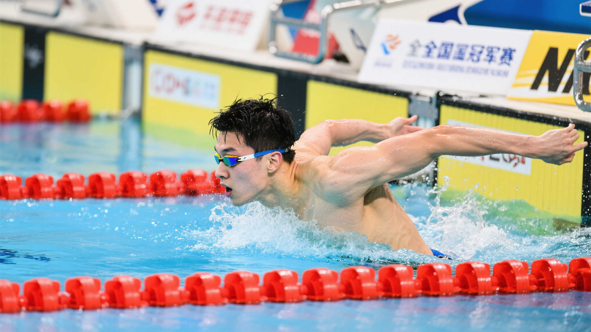 联赛首败！尤文1-2遭那不勒斯逆转穆阿尼首秀破门卢卡库点射.